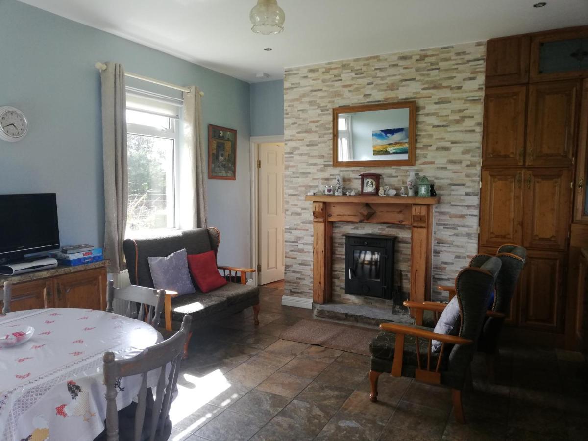 Rossport Bungalow With An Atlantic View Ballina  Buitenkant foto